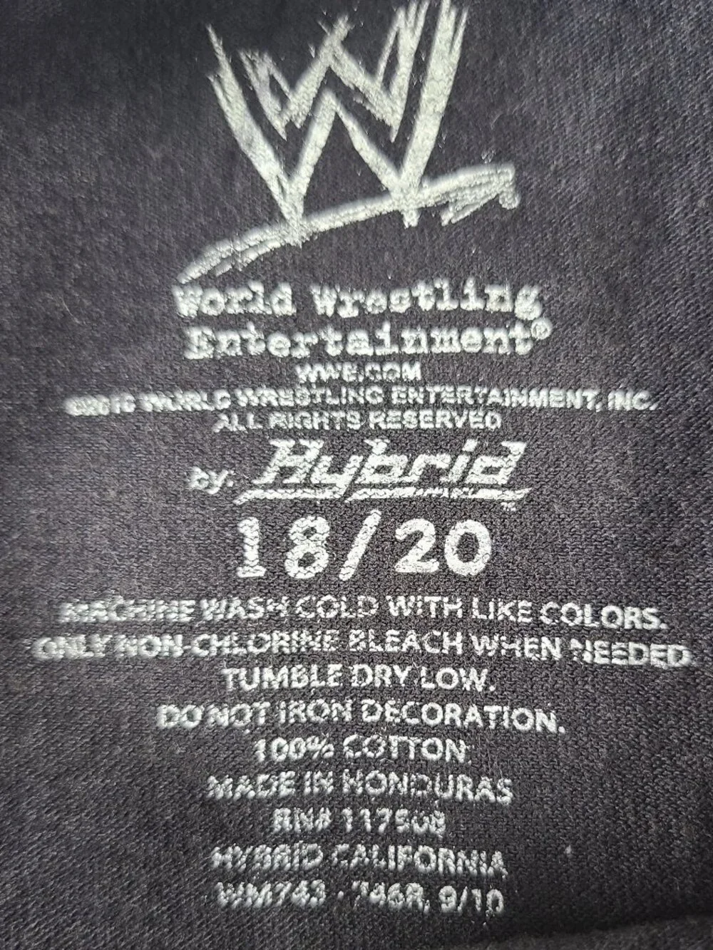 Hybrid WWE Tee Shirt With John Cena Boys 18/20 Black